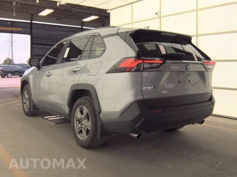 2023 Toyota RAV4 Hybrid LE - miniatura 8