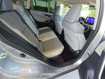 2023 Toyota RAV4 Hybrid Limited - miniatura 16