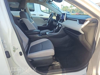2023 Toyota RAV4 Hybrid XLE - miniatura 8