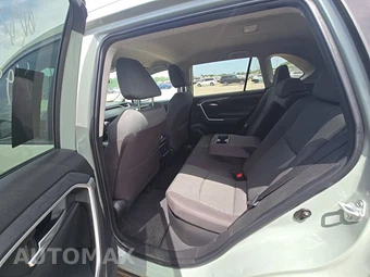 2023 Toyota RAV4 Hybrid XLE - miniatura 13