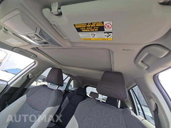 2023 Toyota RAV4 Hybrid XLE - miniatura 8
