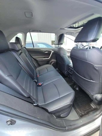 2023 Toyota RAV4 Hybrid XLE Premium - miniatura 16