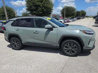 2023 Toyota RAV4 Hybrid XLE Premium - miniatura 4