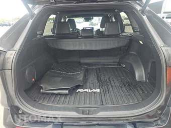 2023 Toyota RAV4 Hybrid XSE - miniatura 17