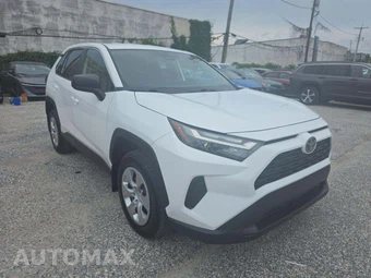 2023 Toyota RAV4 LE - miniatura 4