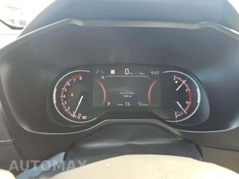2023 Toyota RAV4 LE - miniatura 6