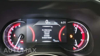 2023 Toyota RAV4 LE – miniatura 18