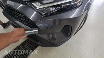 2023 Toyota RAV4 LE - miniatura 27