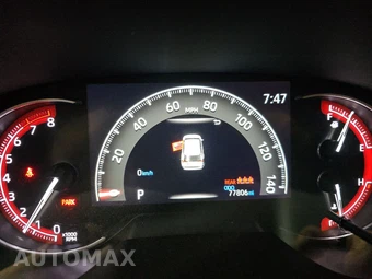2023 Toyota RAV4 LE - miniatura 12