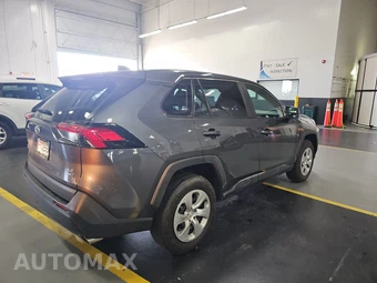 2023 Toyota RAV4 LE - miniatura 4