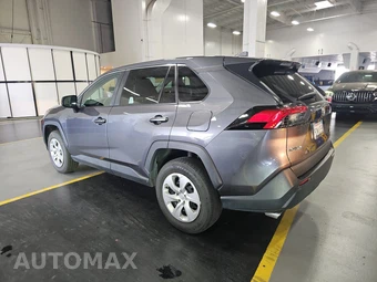 2023 Toyota RAV4 LE - miniatura 6