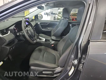 2023 Toyota RAV4 LE - miniatura 7
