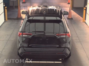 2023 Toyota RAV4 LE - miniatura 5