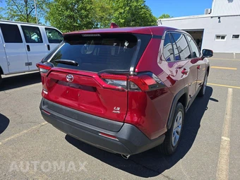 2023 Toyota RAV4 LE – miniatura 3