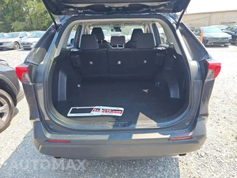 2023 Toyota RAV4 LE - miniatura 14