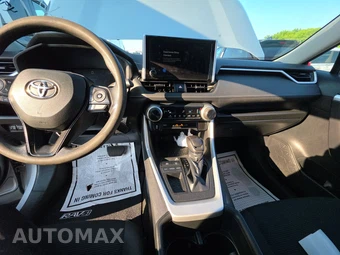 2023 Toyota RAV4 LE - miniatura 11