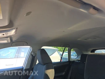 2023 Toyota RAV4 LE - miniatura 17