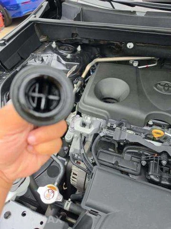 2023 Toyota RAV4 LE – miniatura 26