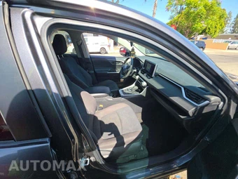 2023 Toyota RAV4 LE - miniatura 18