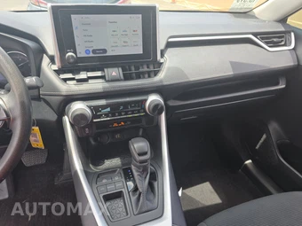 2023 Toyota RAV4 LE - miniatura 11