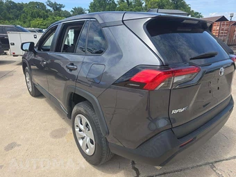 2023 Toyota RAV4 LE - miniatura 2