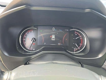 2023 Toyota RAV4 LE - miniatura 9