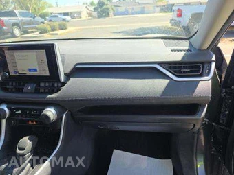2023 Toyota RAV4 LE - miniatura 19