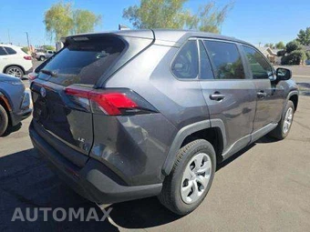 2023 Toyota RAV4 LE - miniatura 3