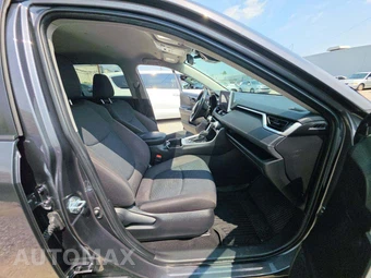 2023 Toyota RAV4 LE - miniatura 18