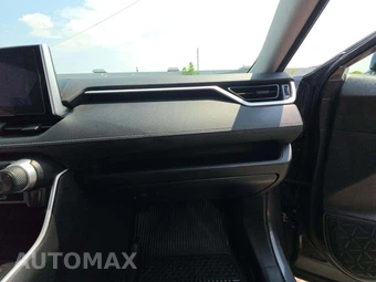2023 Toyota RAV4 LE - miniatura 19