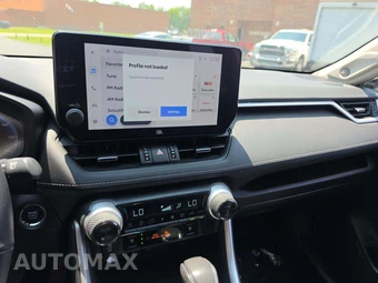 2023 Toyota RAV4 Limited - miniatura 10