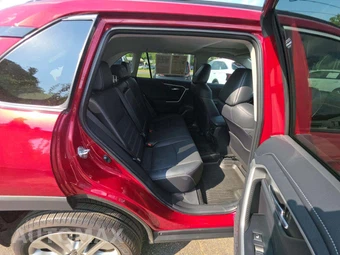 2023 Toyota RAV4 Limited - miniatura 16