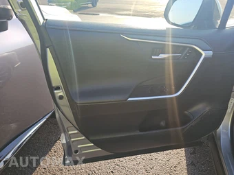 2023 Toyota RAV4 Limited - miniatura 9