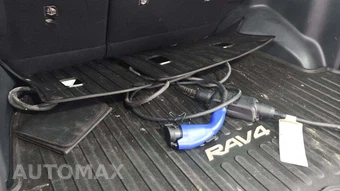 2023 Toyota RAV4 Prime SE - miniatura 18