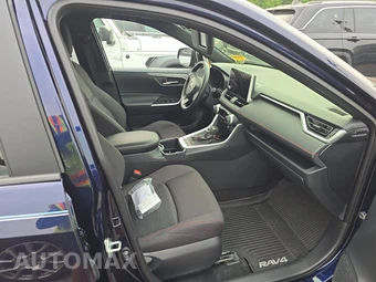 2023 Toyota RAV4 Prime SE - miniatura 8