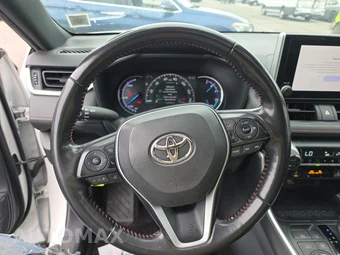 2023 Toyota RAV4 Prime SE - miniatura 10