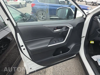 2023 Toyota RAV4 Prime SE - miniatura 9