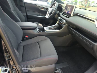 2023 Toyota RAV4 Prime SE - miniatura 8