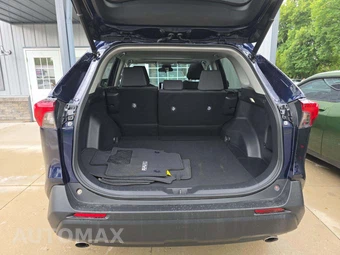 2023 Toyota RAV4 XLE - miniatura 14