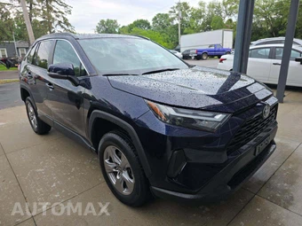 2023 Toyota RAV4 XLE - miniatura 4