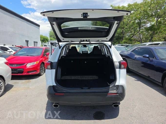 2023 Toyota RAV4 XLE – miniatura 14