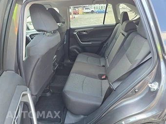 2023 Toyota RAV4 XLE – miniatura 13