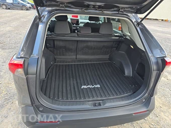2023 Toyota RAV4 XLE – miniatura 16