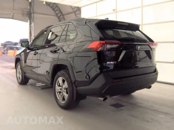 2023 Toyota RAV4 XLE - miniatura 6