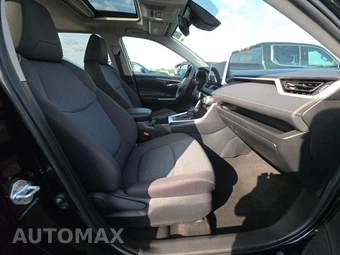2023 Toyota RAV4 XLE - miniatura 8