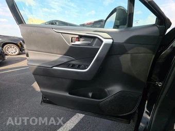 2023 Toyota RAV4 XLE - miniatura 9