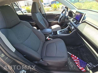 2023 Toyota RAV4 XLE - miniatura 15