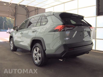 2023 Toyota RAV4 XLE - miniatura 6