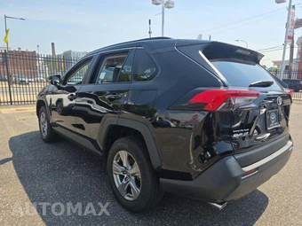 2023 Toyota RAV4 XLE - miniatura 2