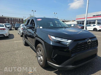 2023 Toyota RAV4 XLE - miniatura 4